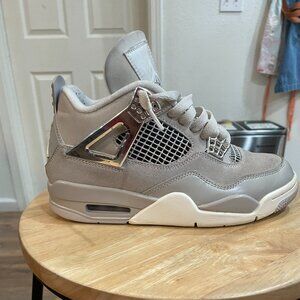 Jordan 4 Frozen Moments